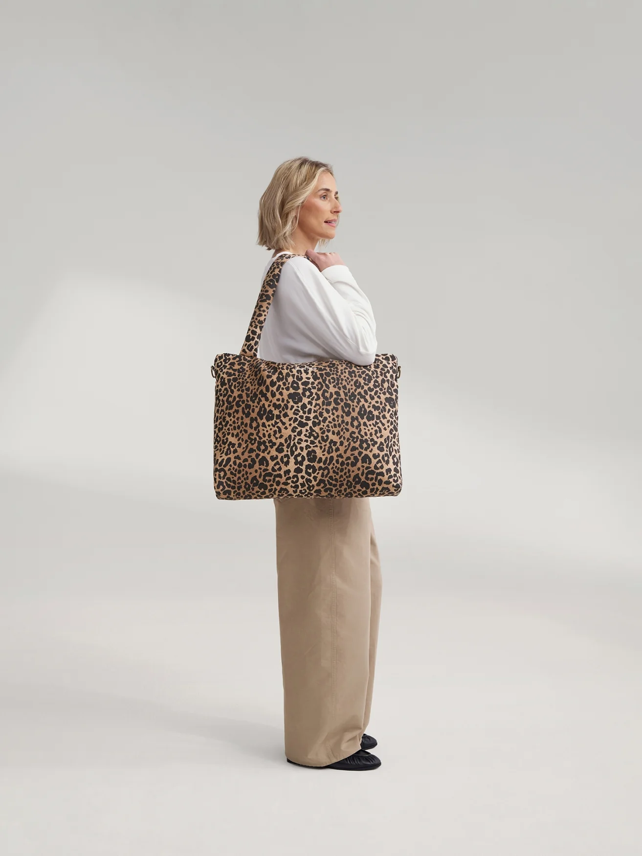 Cotton Diaper Bag | Brown Leopard - Image 2