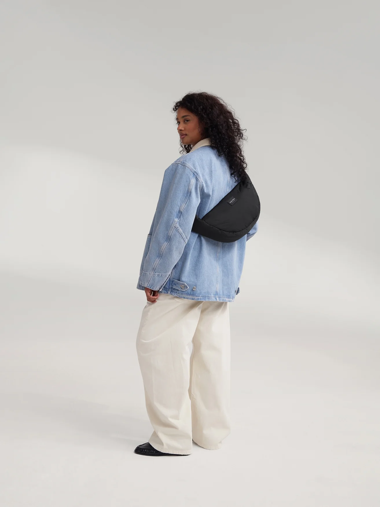 Puffy Mini Cross Body Bag | Black - Image 8