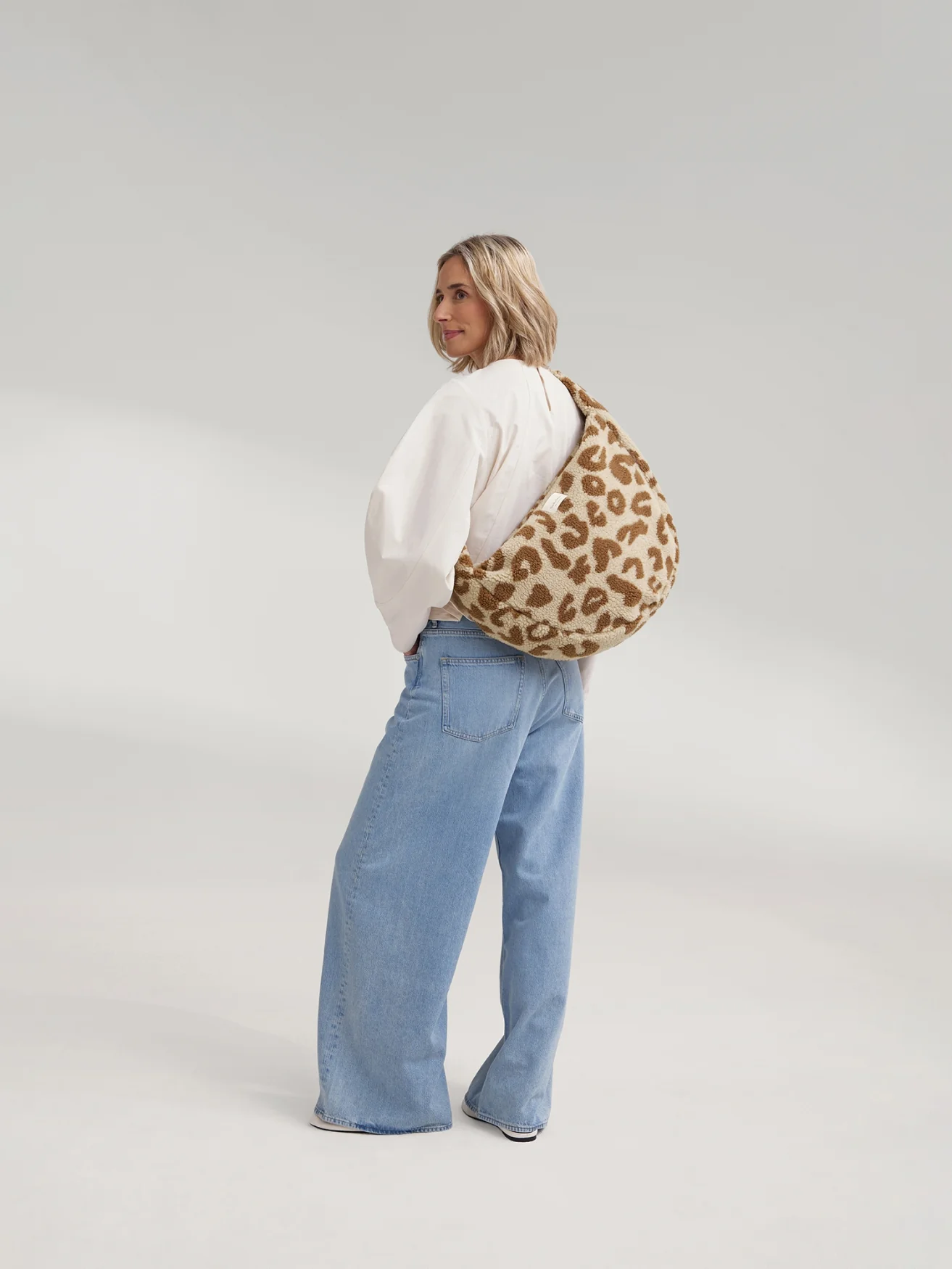 Teddy Cross Body Bag | Leopard - Image 3